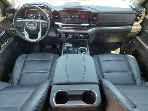 Used 2024 GMC Sierra 1500 Elevation w/ Elevation Premium Package AWD/4WD image 3