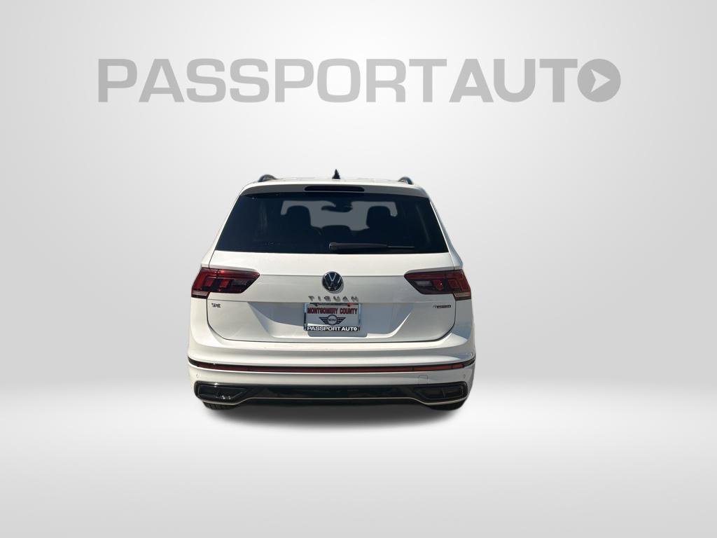 Used 2022 Volkswagen Tiguan SE R-Line AWD/4WD image 7