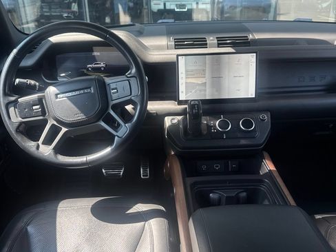 Used 2022 Land Rover Defender 110 X AWD/4WD image 8