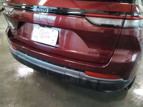 New 2026 Jeep Grand Cherokee Limited w/ Limited Altitude Package AWD/4WD image 15