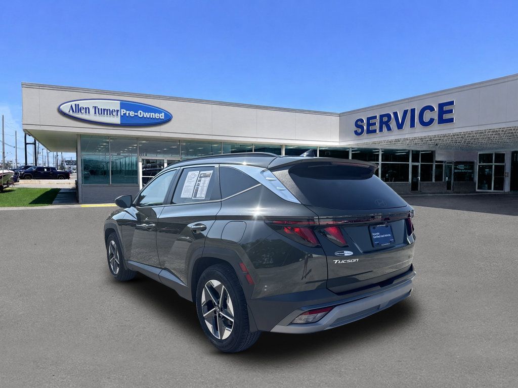 Certified 2025 Hyundai Tucson SEL FWD image 4