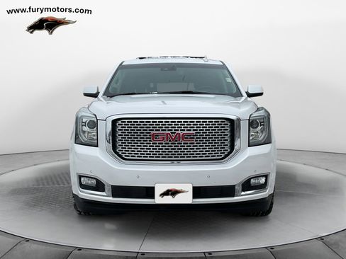 Used 2016 GMC Yukon XL Denali w/ Open Road Package image 8