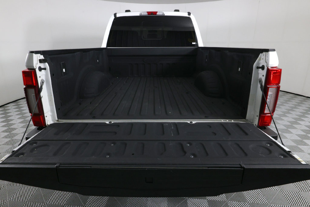Used 2022 Ford F250 Platinum AWD/4WD image 7