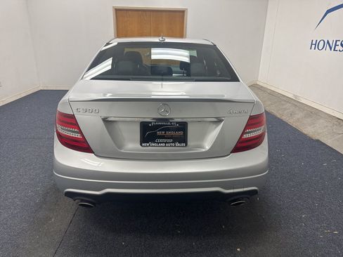 Used 2013 Mercedes-Benz C 300 4MATIC Sedan image 5