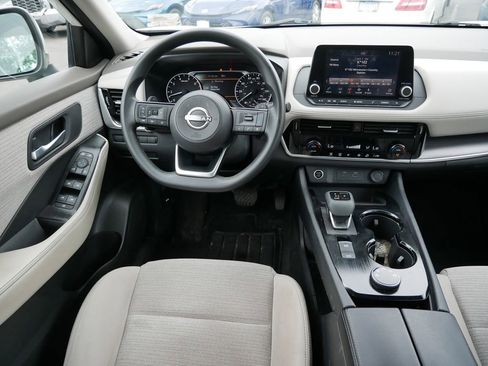 Used 2022 Nissan Rogue SV AWD/4WD image 11