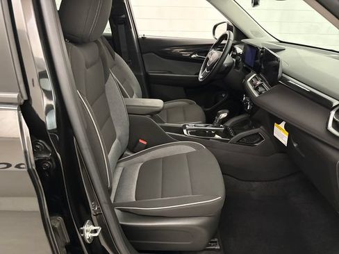 Certified 2024 Chevrolet TrailBlazer LT w/ Convenience Package AWD/4WD image 25