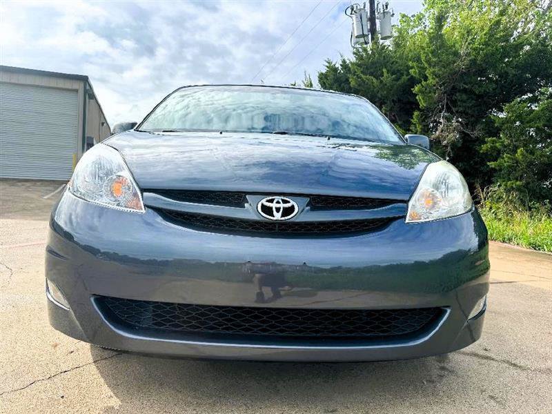 Used 2008 Toyota Sienna XLE FWD image 15
