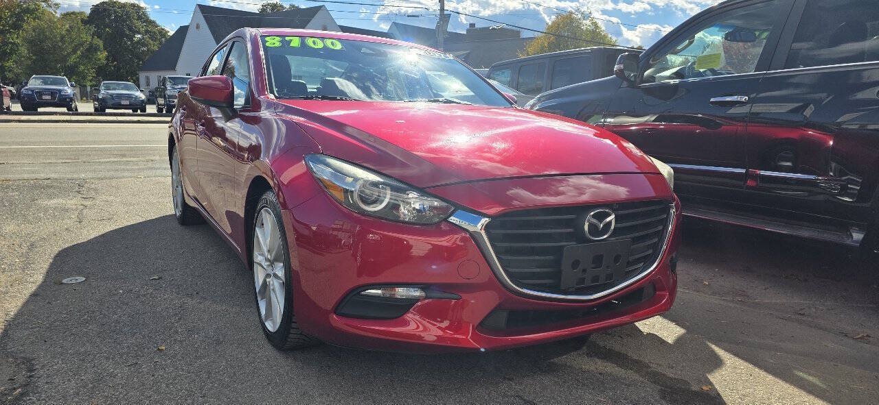 Used 2017 MAZDA MAZDA3 Touring FWD image 2