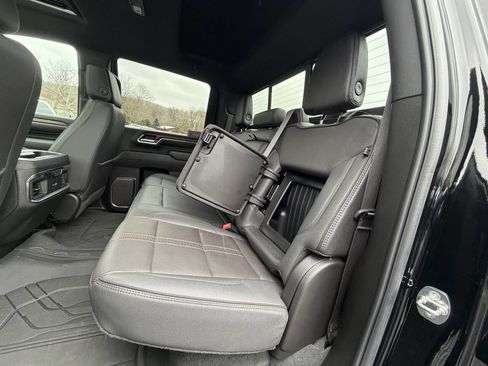 Used 2024 Chevrolet Silverado 3500 High Country w/ High Country Premium Package image 58