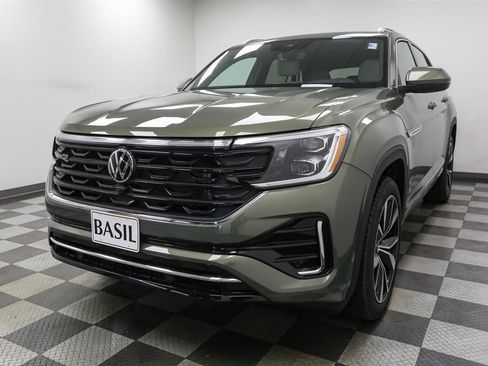 New 2026 Volkswagen Atlas Cross Sport SEL Premium R-Line AWD/4WD image 4