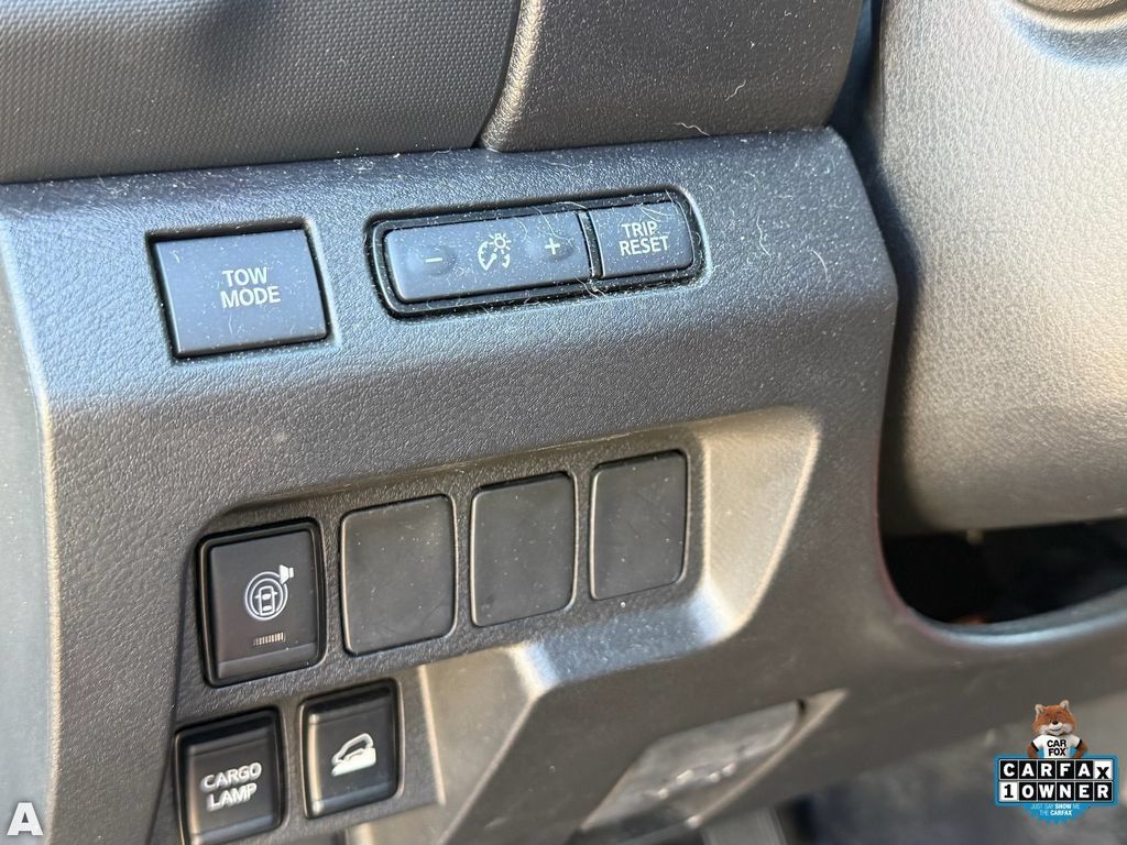 Used 2023 Nissan Frontier PRO-4X w/ Technology Package AWD/4WD image 13