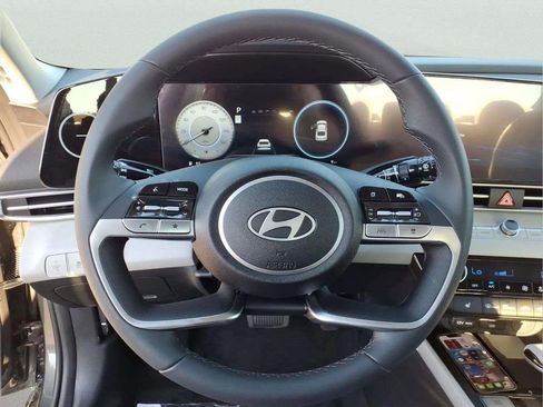 New 2026 Hyundai Elantra Limited FWD image 11