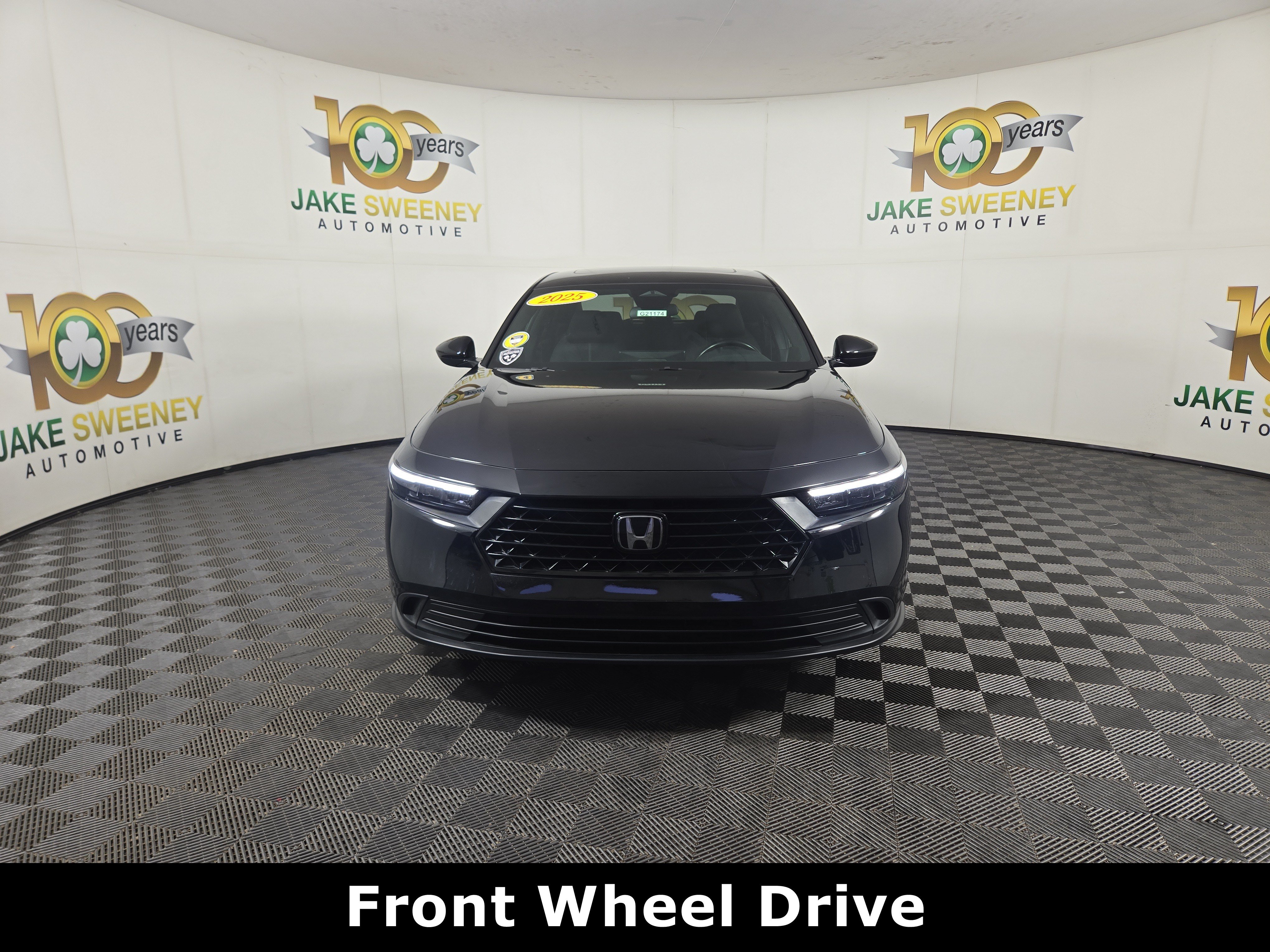 Used 2025 Honda Accord Sport image 2