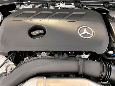 New 2026 Mercedes-Benz GLB 250 4MATIC image 15