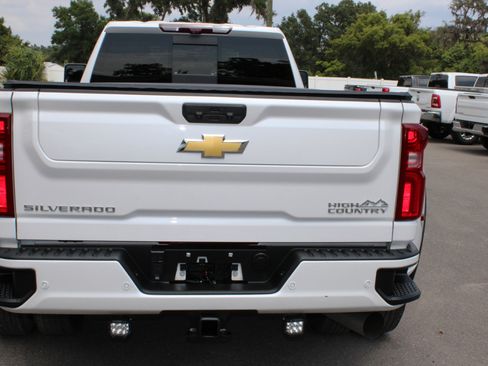 Used 2023 Chevrolet Silverado 3500 High Country image 6