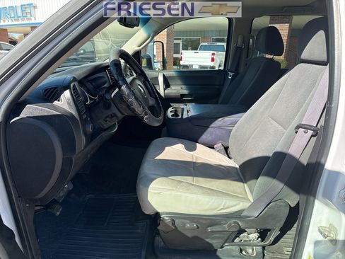 Used 2008 Chevrolet Silverado 3500 LT w/ Suspension Package, Off-Road image 7