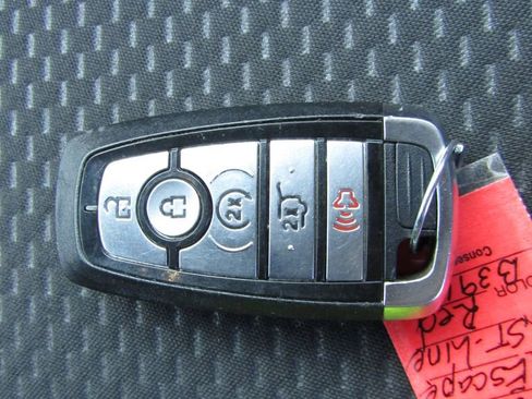 Used 2023 Ford Escape ST-Line w/ Tech Pack #1 AWD/4WD image 32