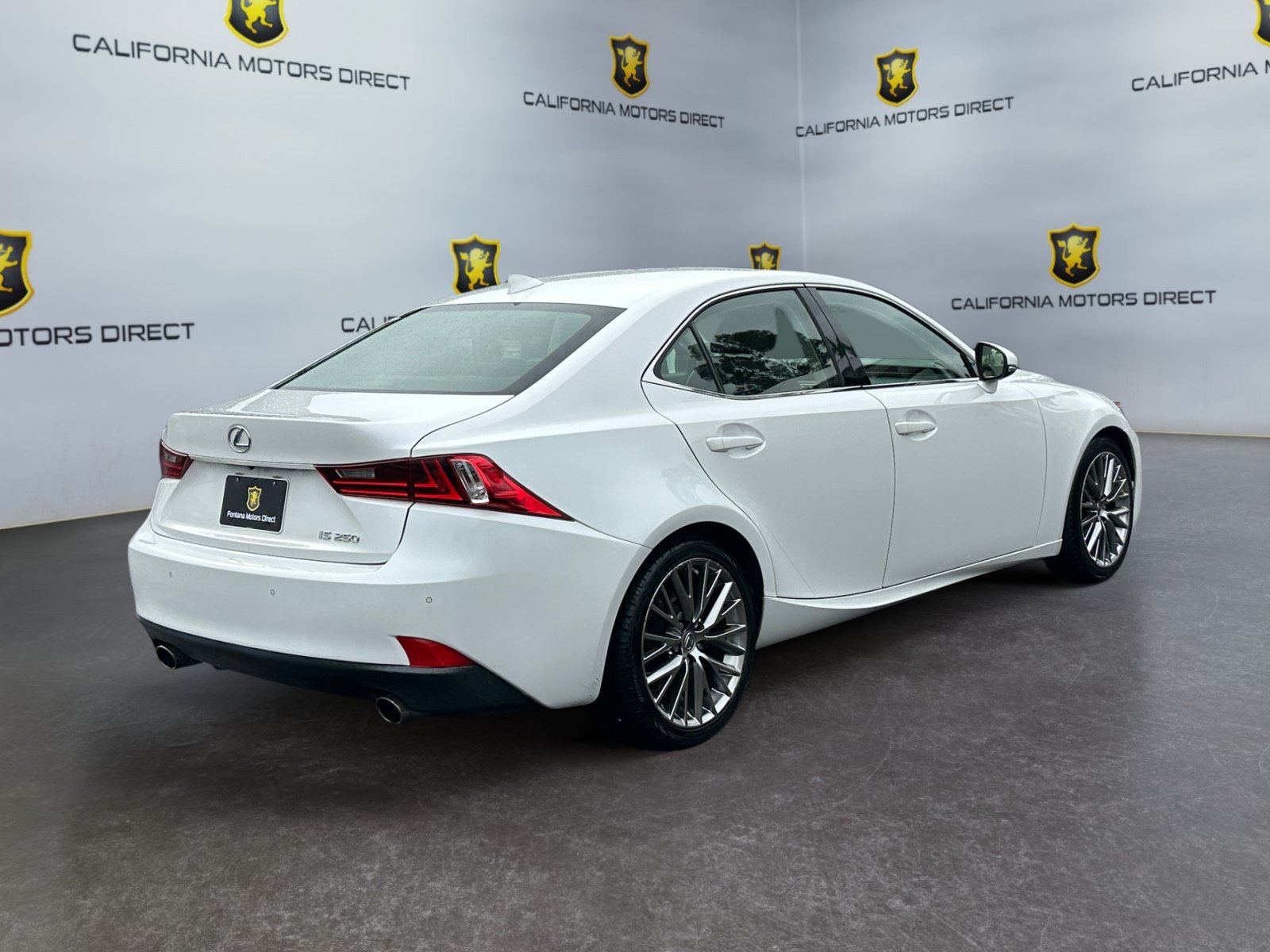 Used 2015 Lexus IS 250 w/ Navigation System Package RWD image 5