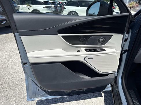 New 2026 Lincoln Nautilus Premier w/ Equipment Group 102A AWD/4WD image 18