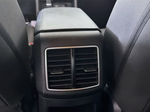 Used 2023 Kia Sportage LX AWD/4WD image 25