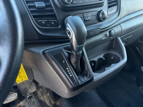 Used 2023 Ford Transit 350 XLT image 28