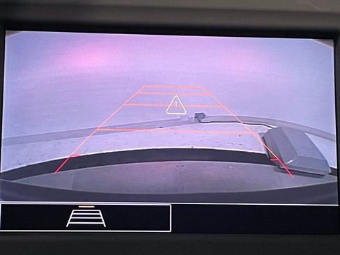 Used 2024 Chevrolet Equinox LS w/ Driver Confidence II Package image 4