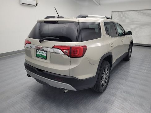 Used 2017 GMC Acadia SLT FWD image 9