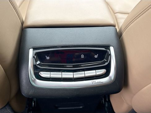 Used 2025 Cadillac XT6 Sport w/ Platinum Package AWD/4WD image 27