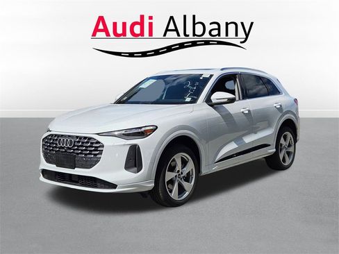 New 2025 Audi Q5 Premium Plus image 6