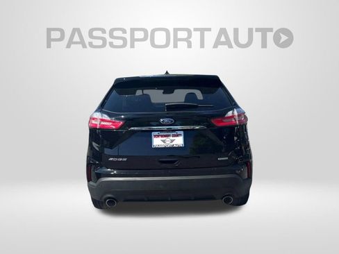 Used 2020 Ford Edge SE FWD image 7