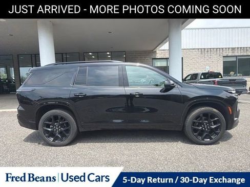 Used 2024 Chevrolet Traverse RS AWD/4WD image 9