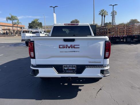 New 2026 GMC Sierra 1500 Elevation image 6