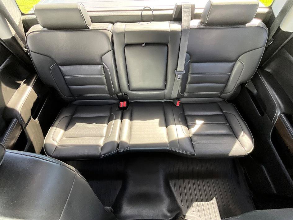 Used 2018 GMC Sierra 2500 Denali w/ Duramax Plus Package AWD/4WD image 31