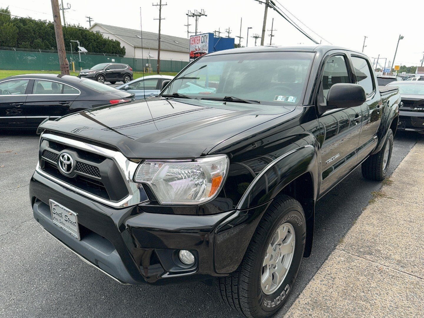 Used 2013 Toyota Tacoma 4x4 Double Cab w/ TRD Off-Road Pkg image 5