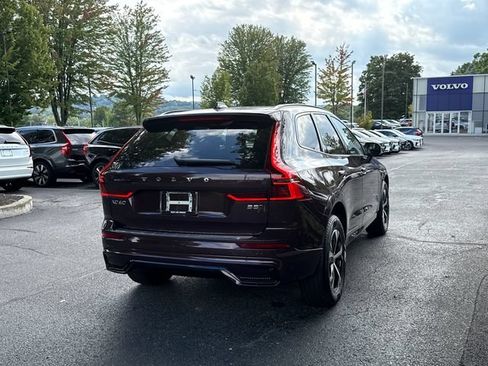 Used 2026 Volvo XC60 B5 Core w/ Protection Package Premier AWD/4WD image 4