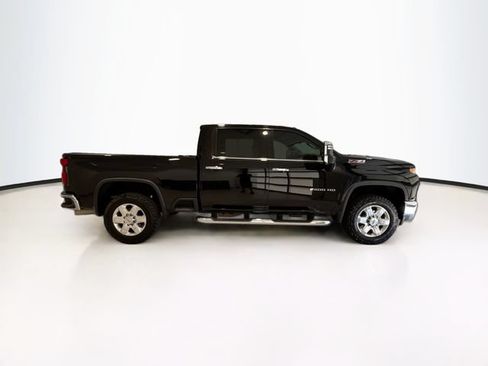 Used 2023 Chevrolet Silverado 2500 LTZ w/ LTZ Convenience Package AWD/4WD image 8