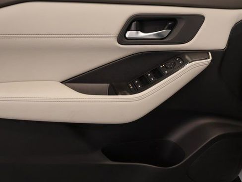 New 2026 Nissan Rogue SV w/ SV Premium Package image 9