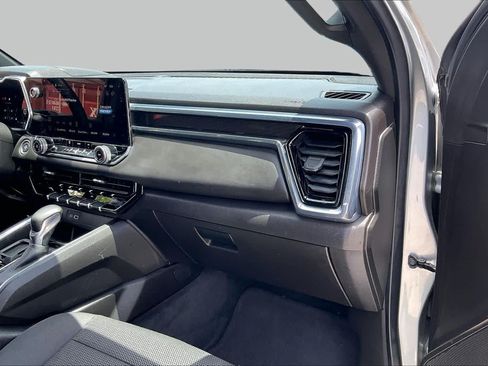 Certified 2024 GMC Canyon Elevation RWD image 18