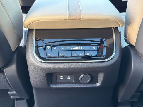 New 2026 Nissan Armada Platinum Reserve w/ Accent Package image 35