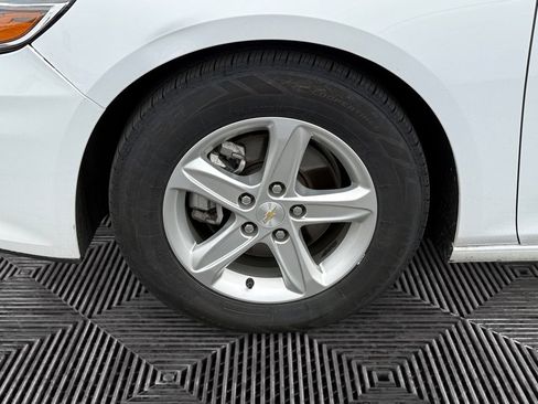 Used 2024 Chevrolet Malibu LT FWD image 14
