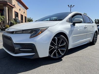 Used 2020 Toyota Corolla SE w/ SE Premium Package