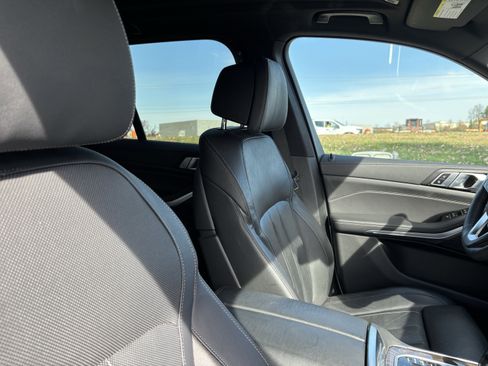 Certified 2022 BMW X5 xDrive45e w/ Luxury Seating Package image 35