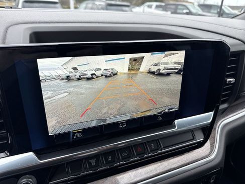 Used 2024 Chevrolet Silverado 3500 LTZ w/ LTZ Convenience Package image 21