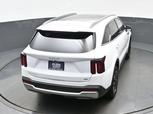 Used 2024 Kia Sorento S w/ Panoramic Sunroof Package AWD/4WD image 41