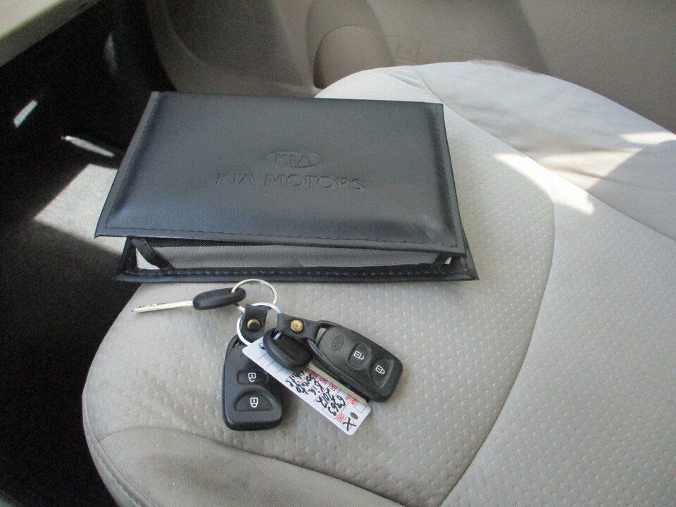 Used 2012 Kia Sorento FWD w/ Third Row Pkg image 37