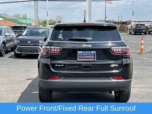 Used 2022 Jeep Compass Latitude w/ Sun and Sound Group AWD/4WD image 6