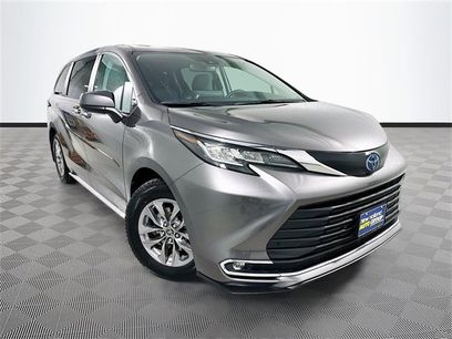 Certified 2023 Toyota Sienna XLE
