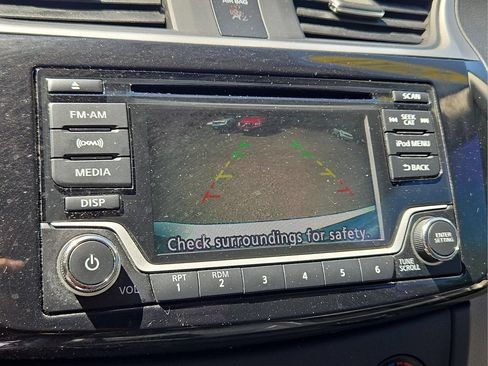 Used 2017 Nissan Sentra SV FWD image 14