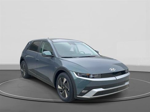New 2026 Hyundai Santa Fe Calligraphy FWD image 3