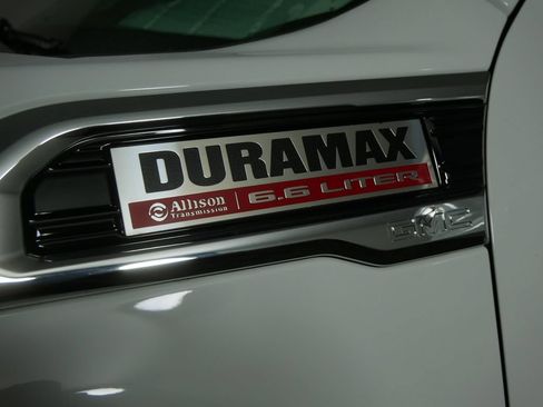 Used 2023 GMC Sierra 3500 Denali w/ Technology Package AWD/4WD image 13